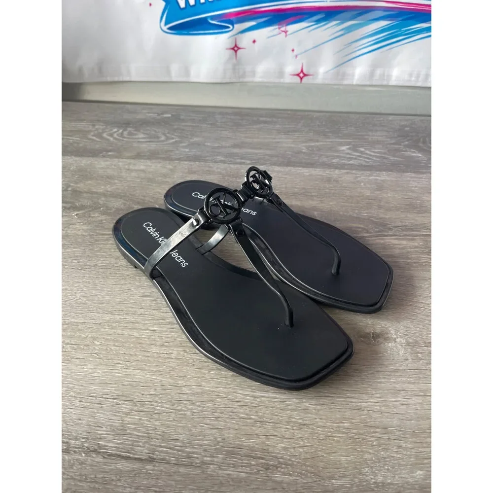 Calvin Klein EDHEN (Size W8)